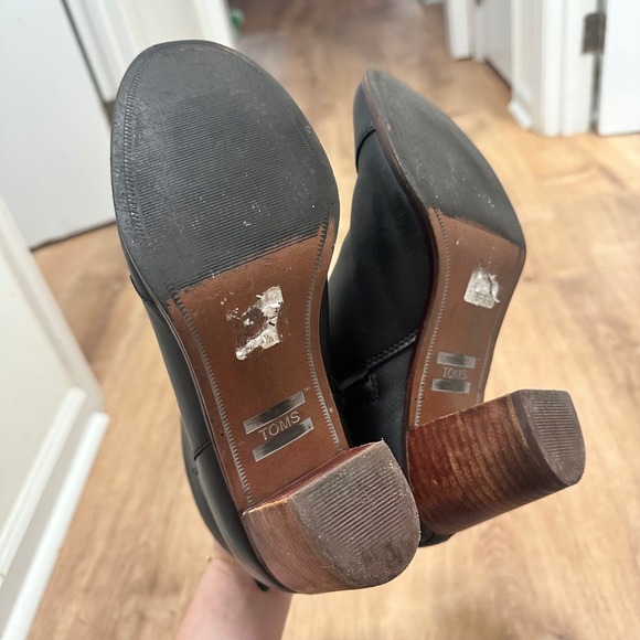 TOMS | Women's Black Leather Lunata Mid Block Heeled Ankle Boots - Picture 7 of 8